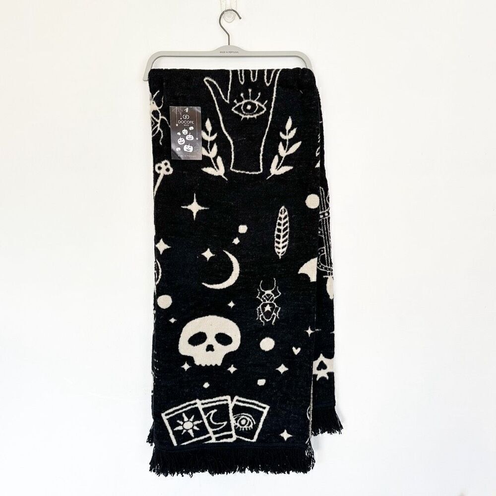 Docofil Halloween Spooky Evil Eye Tarot Selene Goddess Lunar Moon Stars Fringe T